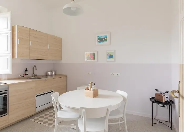 Iflat Sunny And Colorful Esquilino Appartamento